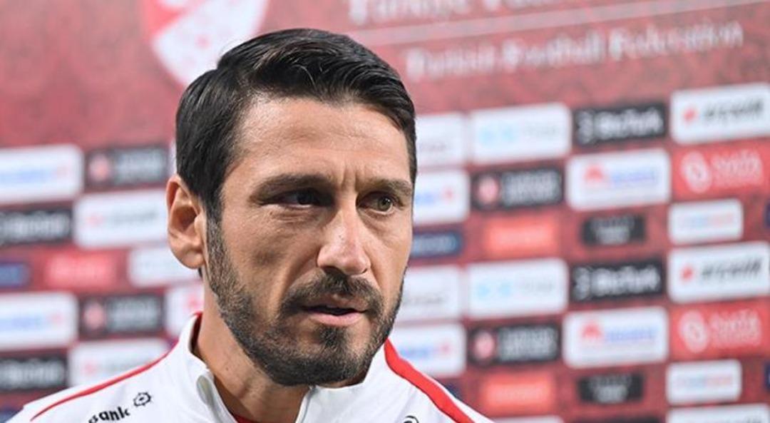 U21 Milli Takımı teknik direktörü Egemen Korkmaz Hırvatistan maçında yere yığıldı! 2