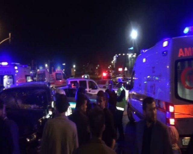 Sultanbeyli'de trafik kazası: 9 yaralı