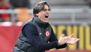 SON DAKİKA | Vincenzo Montella tarihe ge&ccedil;ti! A Milli Takım'da rekor kıran ilk d&uuml;d&uuml;k...