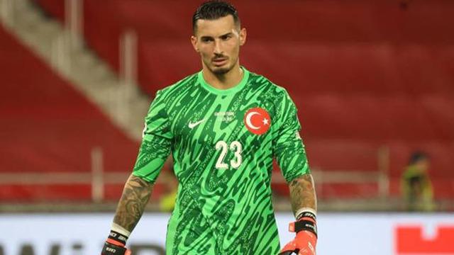 Uğurcan Çakır Millilerimizi ipten aldı! Vedat Muriqi imkansızı başardı