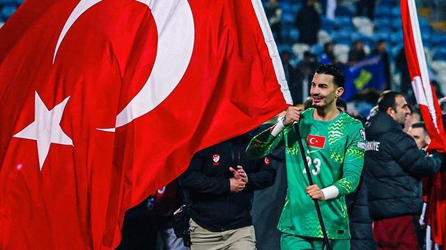 SON DAKİKA | Uğurcan Çakır'dan Kosova maçı sonrası olay sözler: Zemini ıslatmadılar ama Allah yağmur yağdırdı!