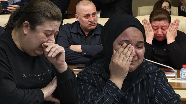 TBMM'de büyük isyan! Mağdur aileler gözyaşlarına boğuldu