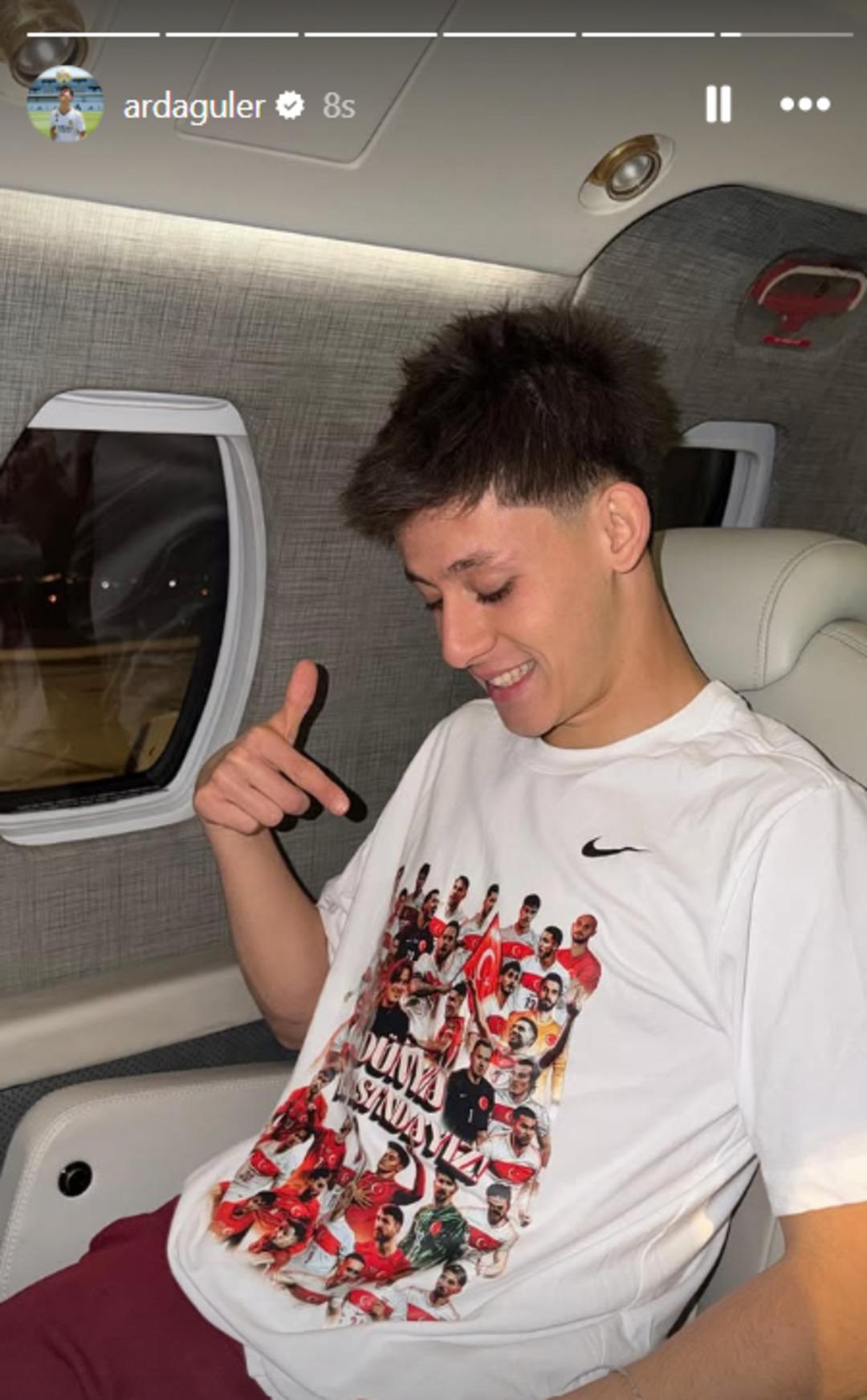 Arda G&uuml;ler, D&uuml;nya Kupası ma&ccedil;ı sonrası sevincini Gibi ile yaptı! Feyyaz Yiğit durur mu... 1