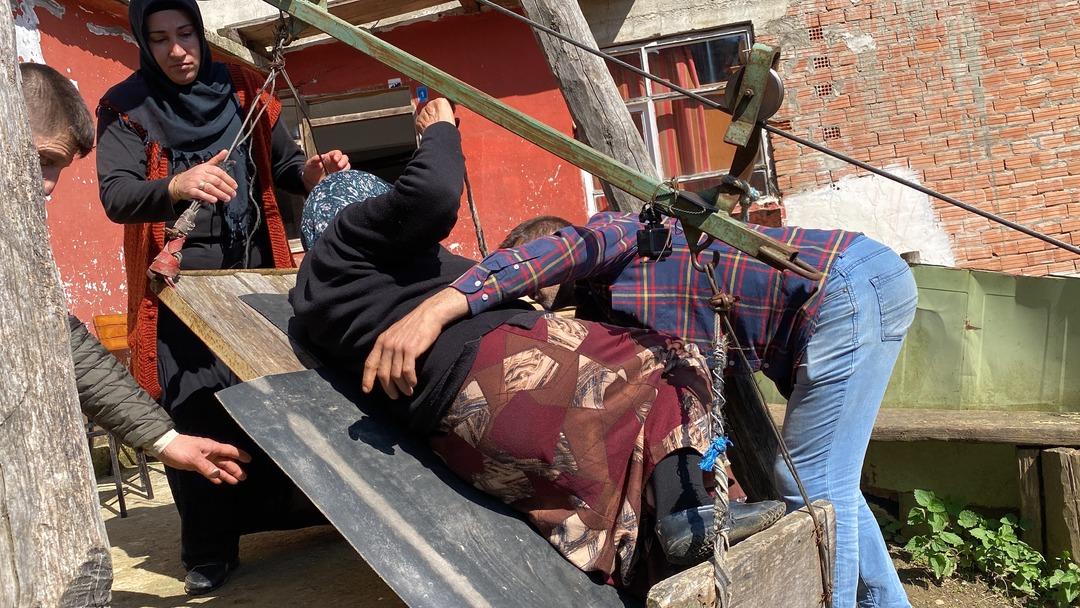 Bu eve giden yol yok! &Ccedil;elik telin &uuml;zerinde tehlikeli yolculuk 5