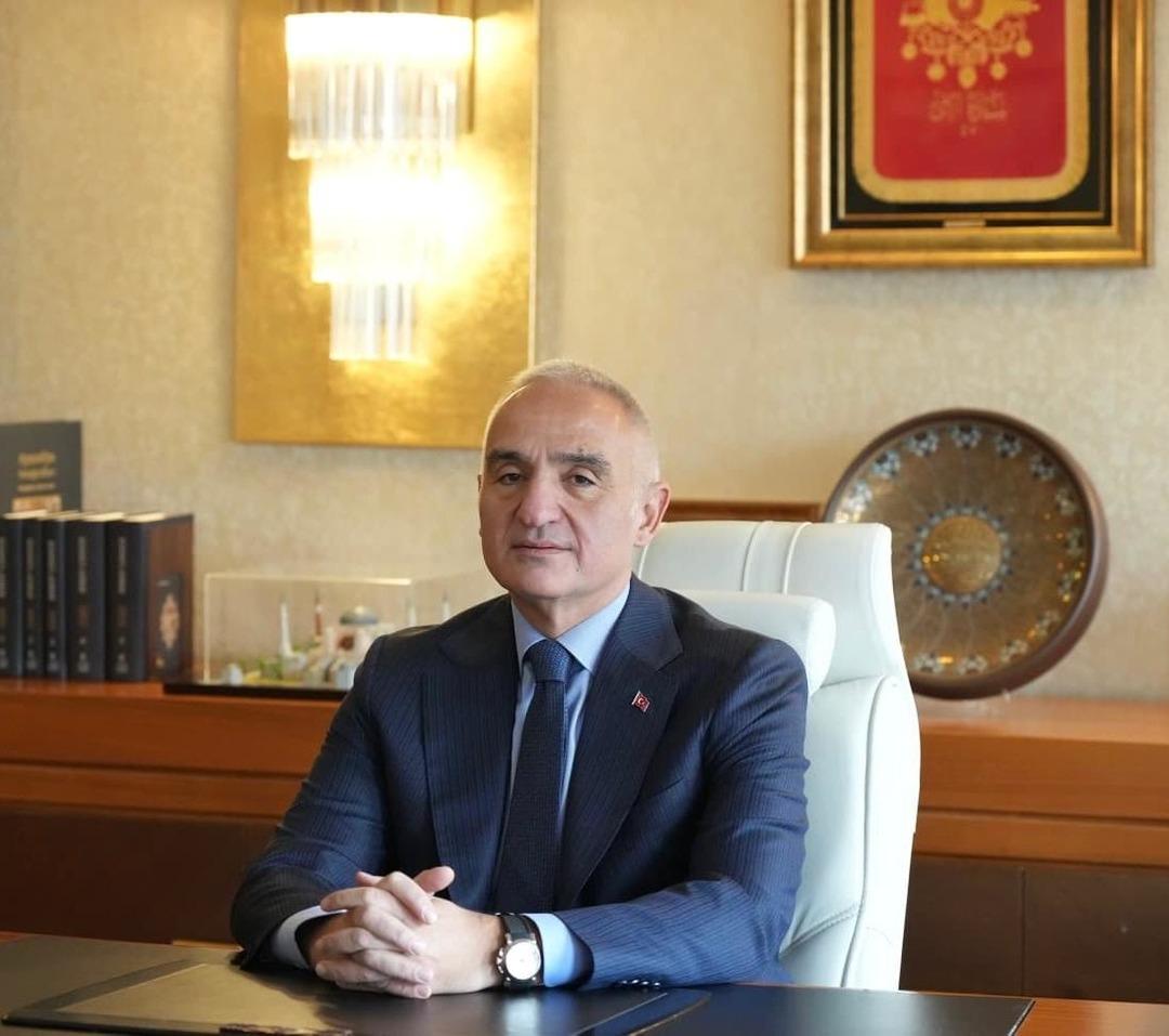 Go T&uuml;rkiye mini dizisi devam ediyor: Sinem &Uuml;nsal ve Ozan Akbaba Kapadokya&rsquo;da 1