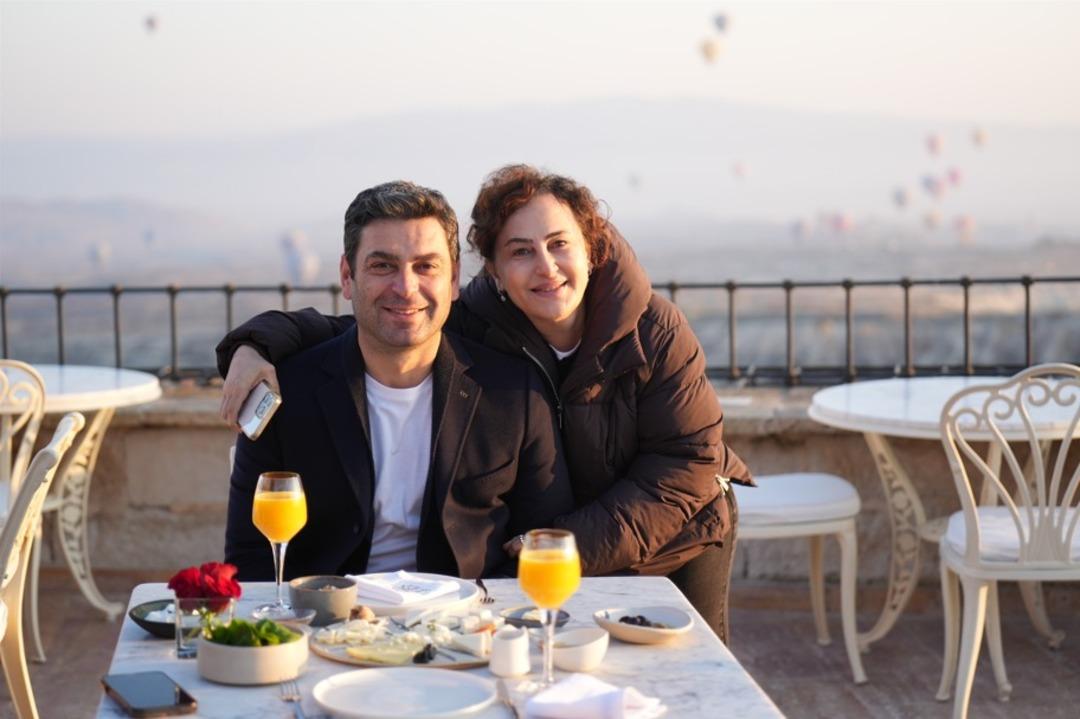 Go T&uuml;rkiye mini dizisi devam ediyor: Sinem &Uuml;nsal ve Ozan Akbaba Kapadokya&rsquo;da 5