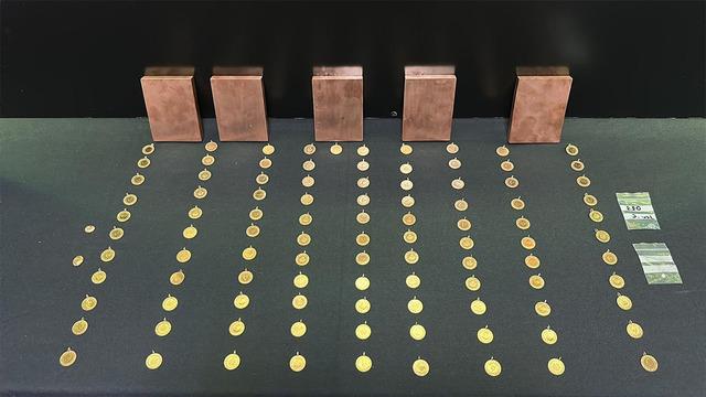 Yüzlerce sahte altın yakalandı! O il ve çevresine satacaklarken yakalandılar