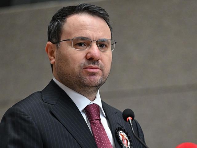 Bakan G&uuml;rlek'ten İsrail'e tepki: İnsan onurunu a&ccedil;ık&ccedil;a ihlal eden bir d&uuml;zenleme