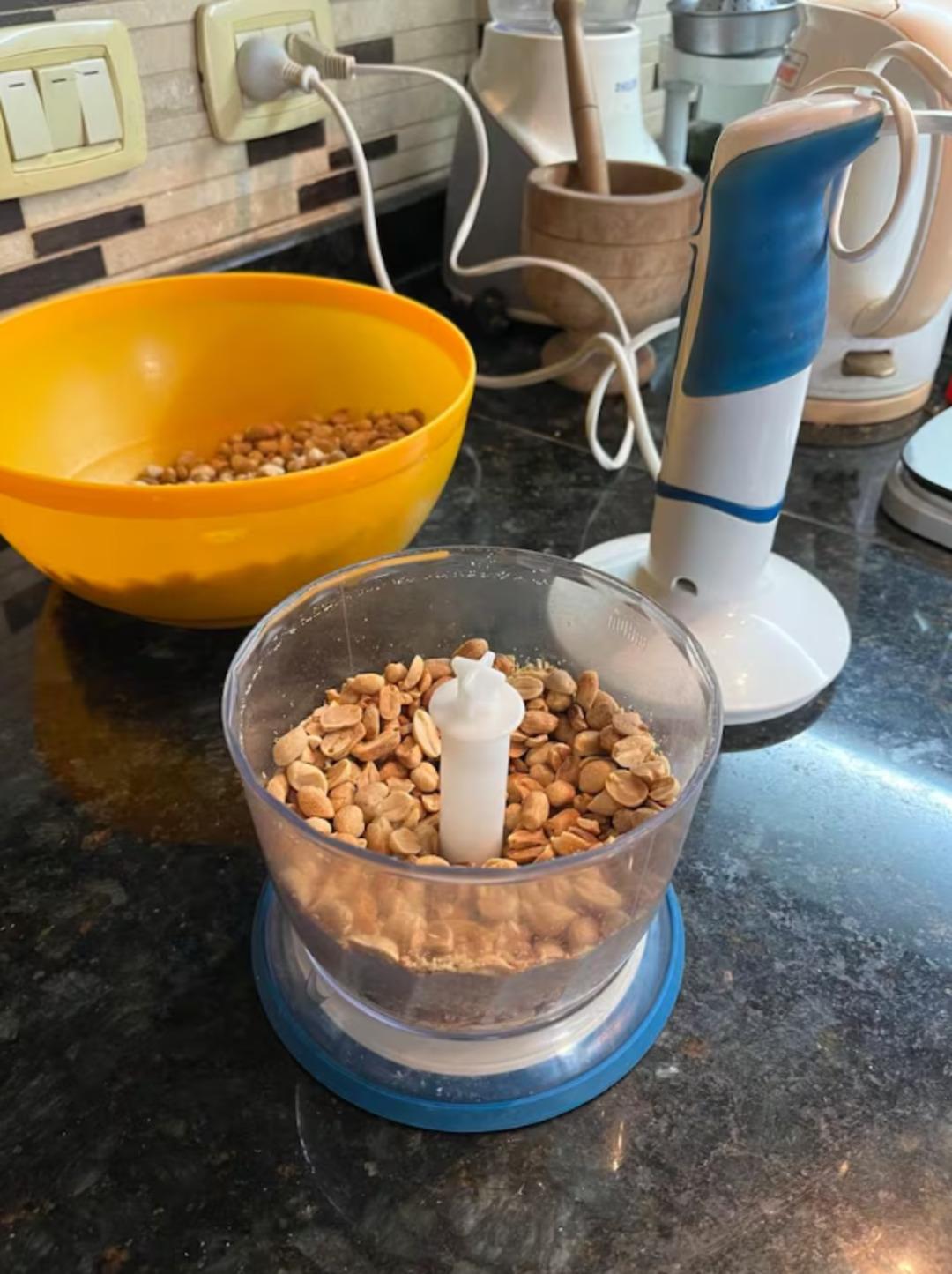 Fıstık ezmesindeki detayı fark etti! 18 yaşında kendi işinin patronu oldu 1