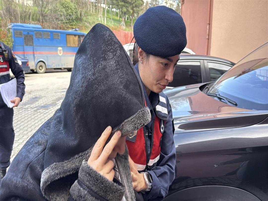 Tartıştığı kocasını av t&uuml;feğiyle başından vurdu! 1