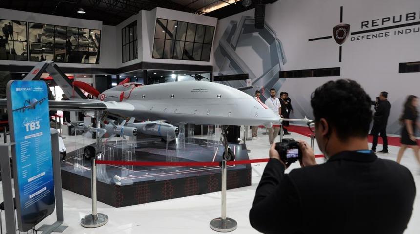 İtalya, Bayraktar TB3 SİHA'ları u&ccedil;ak gemisine entegre edecek