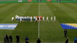 İsrailli futbolculara hayatlarının şoku! Saha ortasında kalakaldılar!