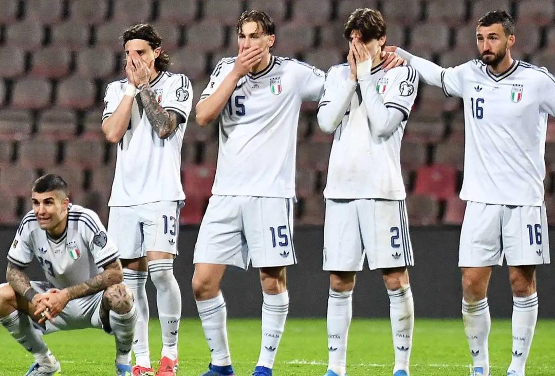 İtalyan futbolu yoğun bakımda! Tarihlerinin en k&ouml;t&uuml; d&ouml;nemi, iflas ettiler! 1