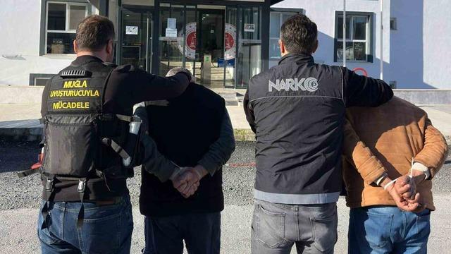 Şehirlerarası otobüs terminalinde uyuşturucu operasyonu