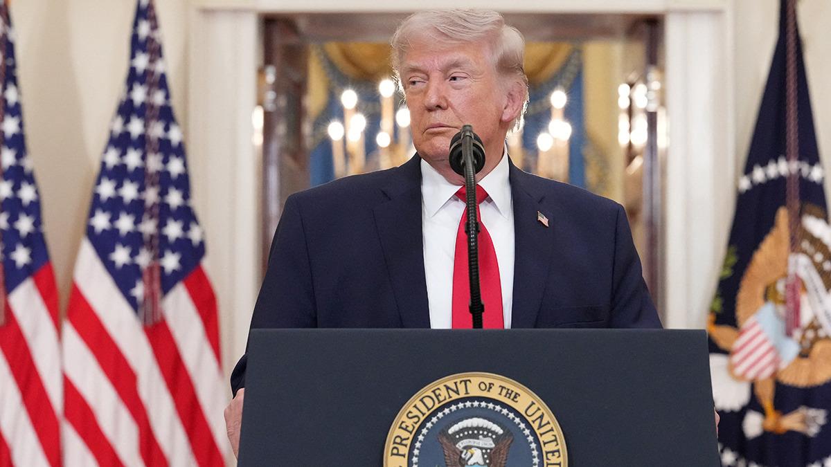 Trump tan İran a&ccedil;ıklaması! "&Ouml;n&uuml;m&uuml;zdeki 2-3 haftada &ccedil;ok sert vuracağız" 2