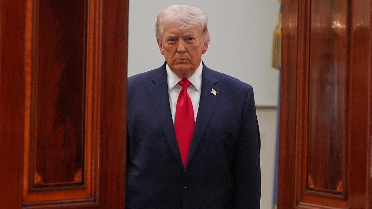 Trump tan İran a&ccedil;ıklaması! "&Ouml;n&uuml;m&uuml;zdeki 2-3 haftada &ccedil;ok sert vuracağız" 3