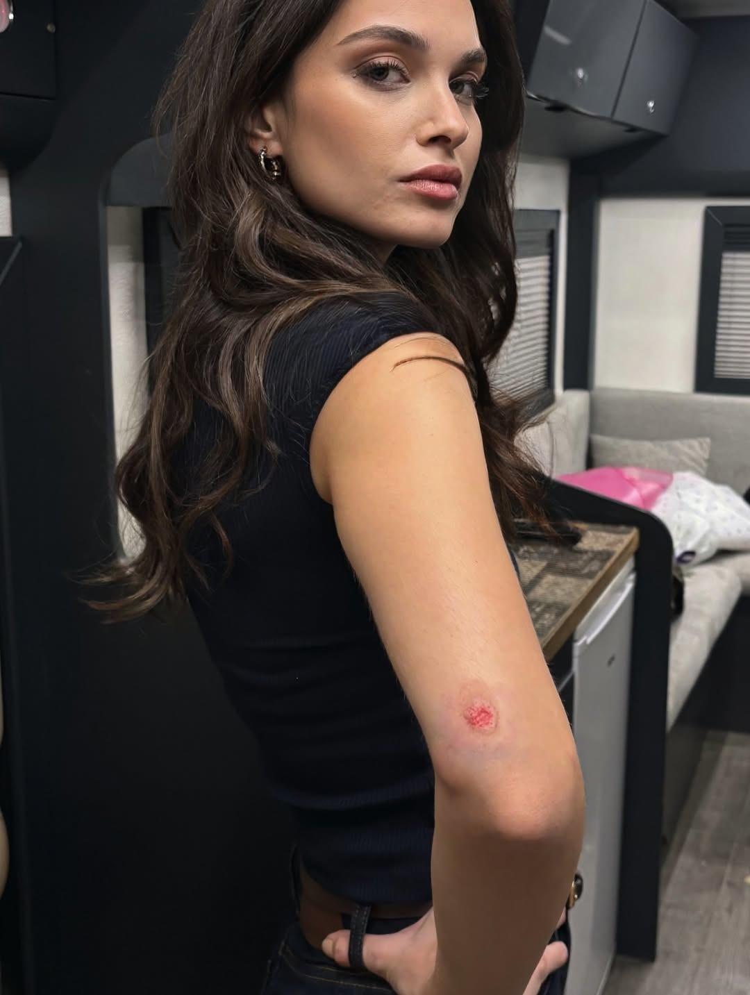 Yeraltı nın Pınar ı &ouml;ld&uuml; m&uuml;? Ekin Aksoy dan veda mesajı 2