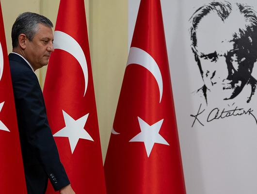 &Ouml;zg&uuml;r &Ouml;zel'in iki aşamalı se&ccedil;im planı! Kritik AK Parti detayı: 'Uzlaşmamız gerekmiyor'