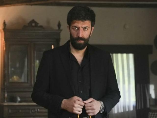 Hen&uuml;z 31 yaşındaydı... Eşref R&uuml;ya oyuncusundan acı haber