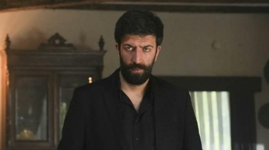 Hen&uuml;z 31 yaşındaydı... Ramazan Tetik neden &ouml;ld&uuml;? Eşref R&uuml;ya oyuncusu Ramazan Tetik hastalığı neydi? 