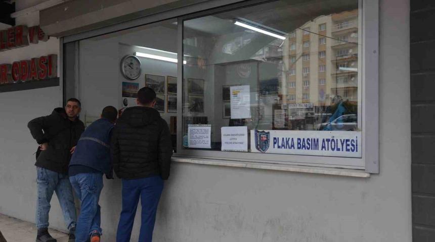 Manisa&rsquo;da 22 g&uuml;nde 7 bin 500 plaka değişti