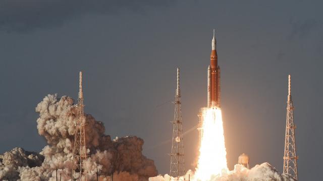 54 yıl sonra gökyüzünde tarihi an! Artemis II göreviyle Ay'a insanlı yolculuk başladı