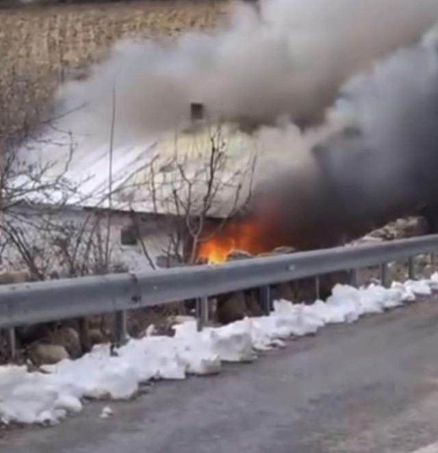 Bursa&rsquo;da bağ evinde &ccedil;ıkan yangın korkuttu 2