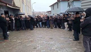 Hisarcık&rsquo;tan 21 kişilik umre kafilesi dualarla uğurlandı