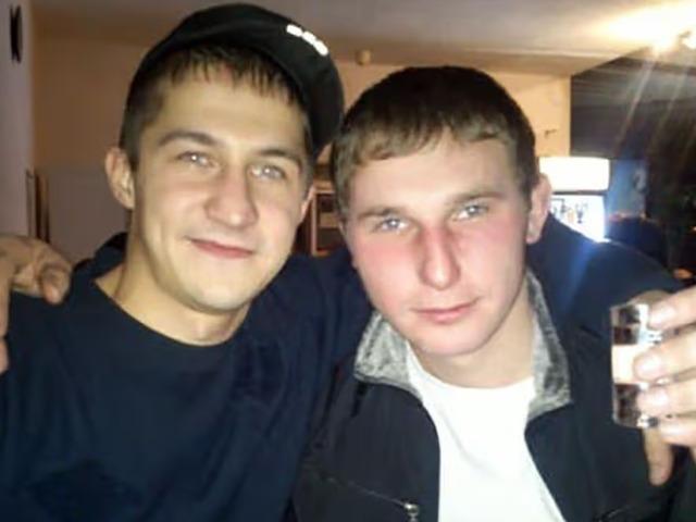 Kızına yapılanları &ouml;ğrendi! En yakın arkadaşını toprağa g&ouml;md&uuml;