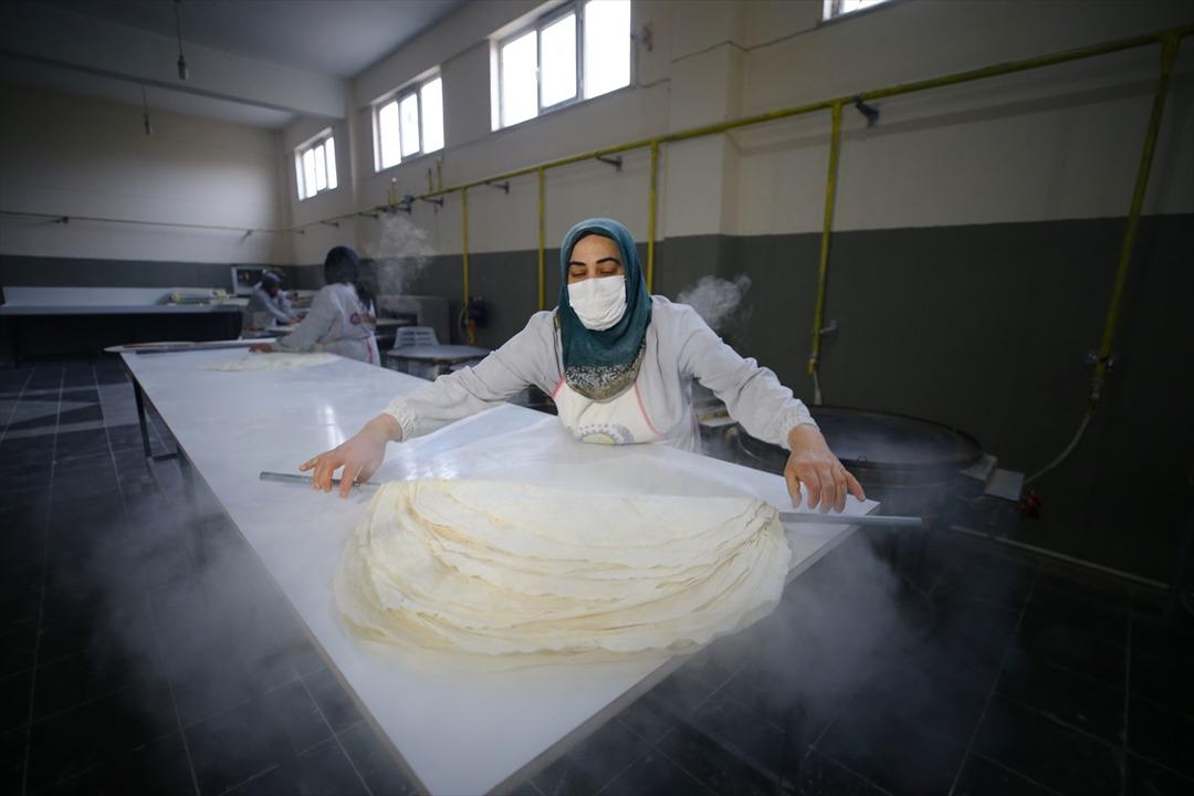 Bodrum katında yapmaya başladı, OSB de tesis kurdu 2