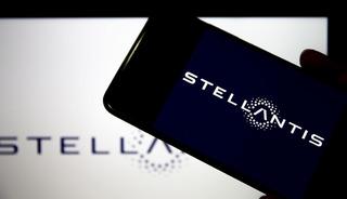 Stellantis 700 bin aracı geri &ccedil;ağırdı!