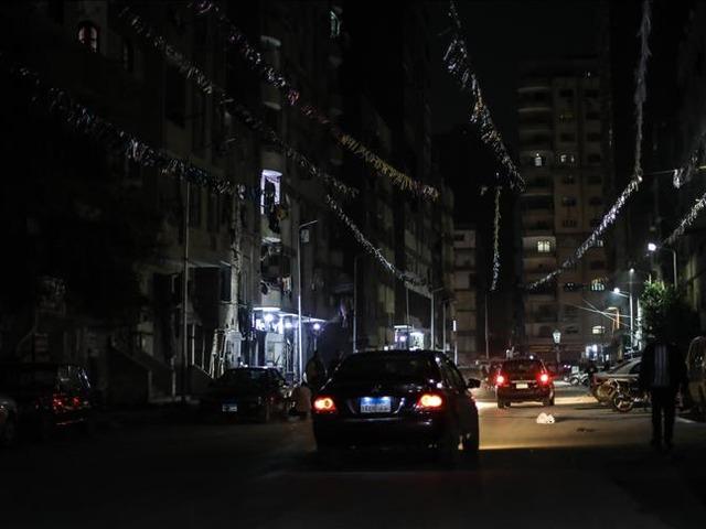 K&uuml;resel &ccedil;apta &uuml;lkeler tasarruf &ouml;nlemlerini sıkılaştırıyor