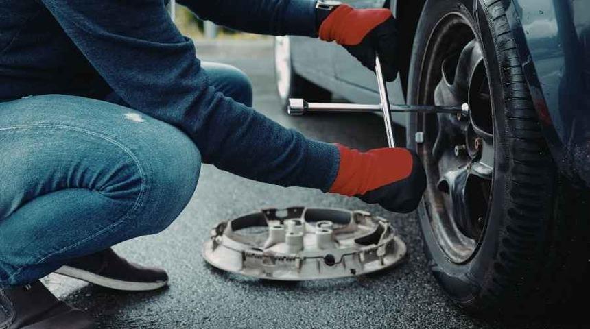 Yazlık lastik ne zaman takılır? 2025-2026 g&uuml;ncel tarihler