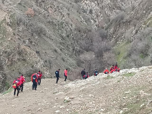 4 yaşındaki Rabi i&ccedil;in seferber olundu! Bitlis te kaybolan &ccedil;ocuğu 250 kişilik ekip arıyor 1