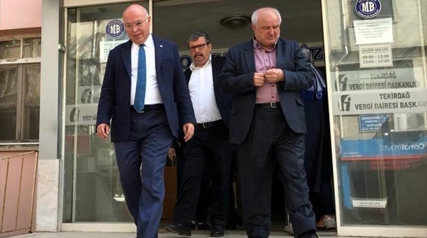 CHP'li Eşkinat, 'Cumhurbaşkanına hakaret'ten hakim karşısında 
