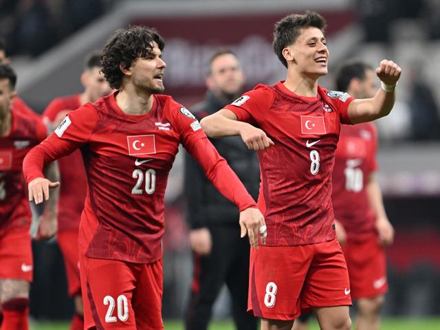 1 saat daha erken kalkacağız! Milli Takım'ın o ma&ccedil;ının saati değişti