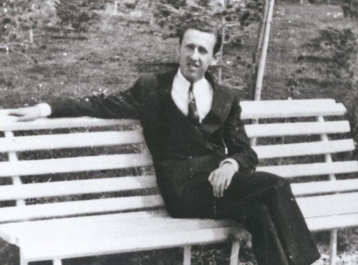 Bir 'Garip' şair Orhan Veli Kanık  G2