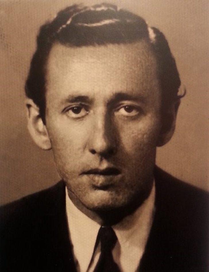 Bir 'Garip' şair Orhan Veli Kanık  G5