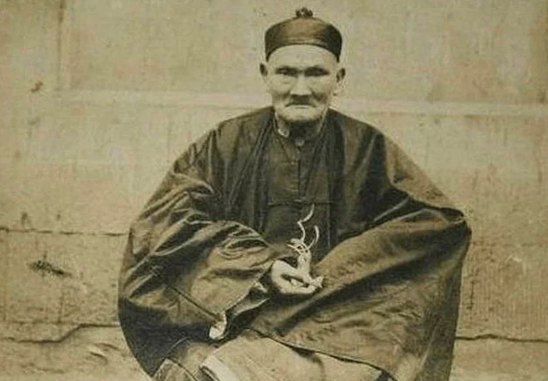  20'den fazla kadınla evlendi, 200 &ccedil;ocuk sahibi oldu ve tam 256 yıl yaşadı! 