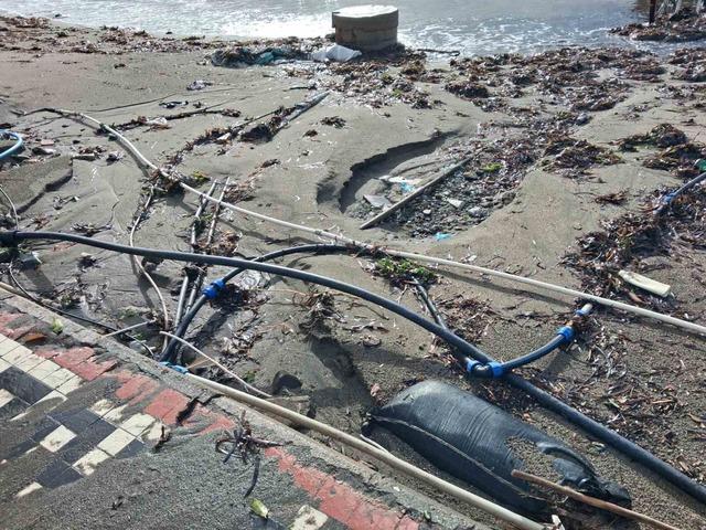 Marmaris&rsquo;te sağanak ve fırtına etkili oldu 1
