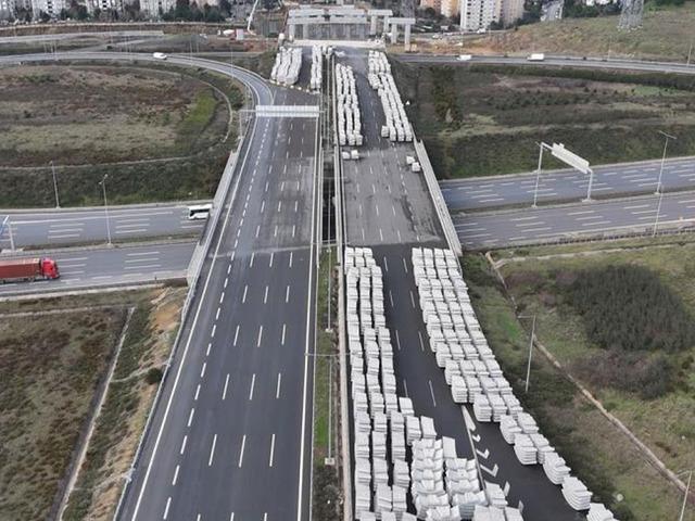 İstanbul trafiğini rahatlatacak dev projede sona gelindi! 8 şeritli otoyol i&ccedil;in geri sayım...