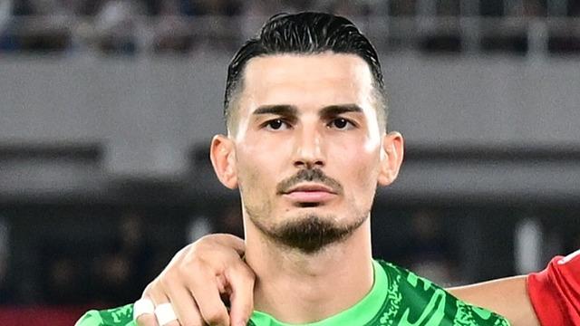 Galatasaray'da Trabzonspor derbisi öncesi Uğurcan Çakır'dan korkutan haber! Geceyi hastanede geçirdi