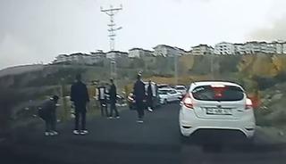 Ara&ccedil;larını durdurup kavga ettiler: 720 bin TL ceza yediler