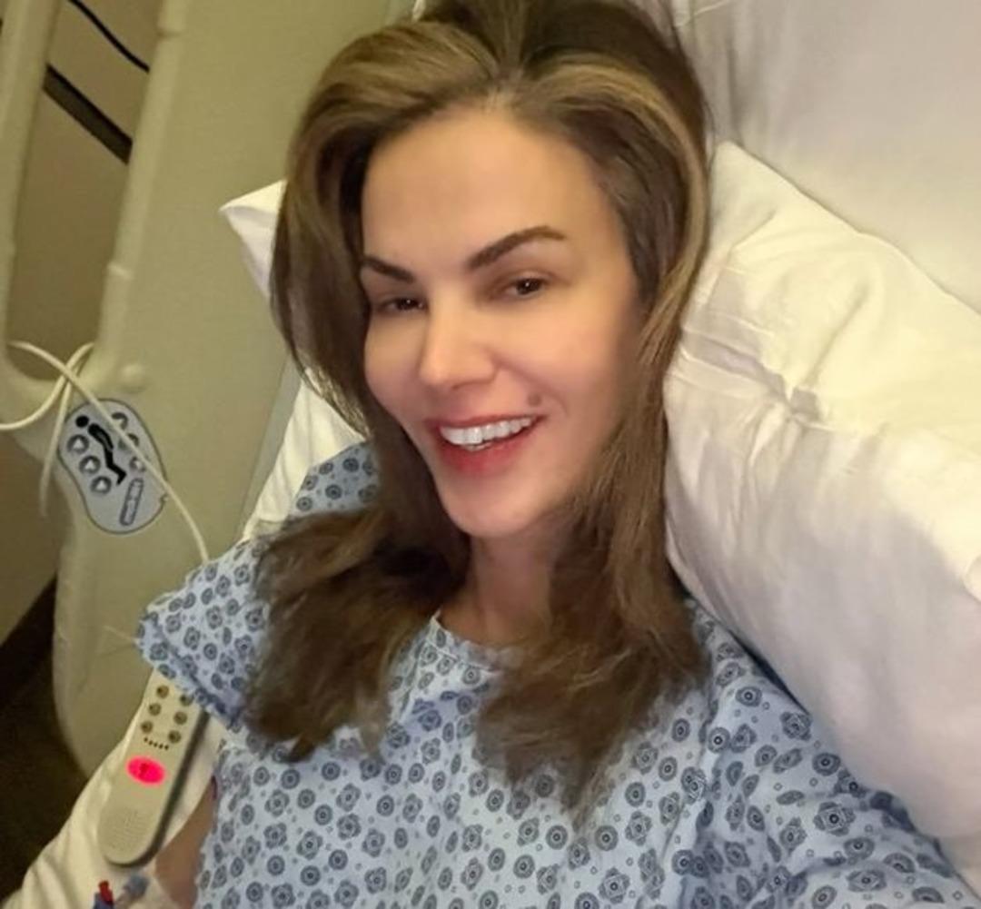 G&ouml;ğs&uuml;nde t&uuml;m&ouml;r tespit edilmişti! T&uuml;lin Şahin in patoloji sonucu &ccedil;ıktı 1