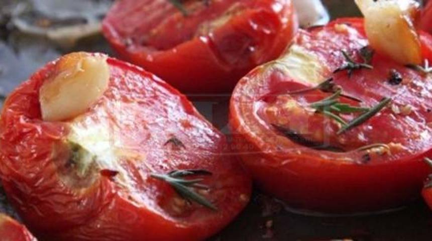 Isırgan otu, pişmiş domates, kabak &ccedil;ekirdeği prostata &ccedil;&ouml;z&uuml;m!