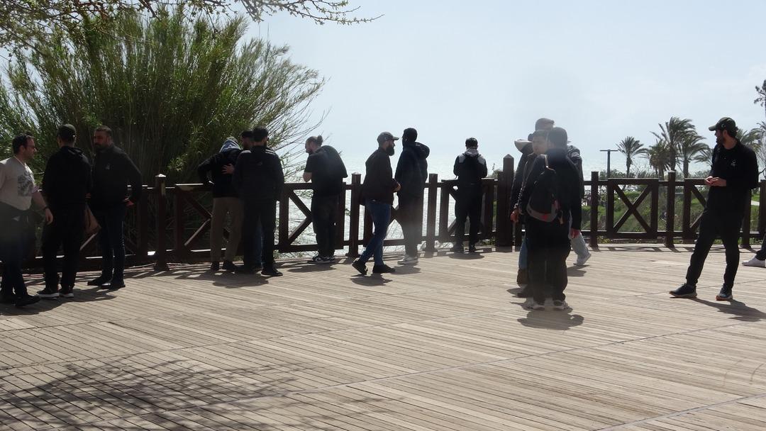 D&uuml;nyaca &uuml;nl&uuml; şelale kahverengiye b&uuml;r&uuml;nd&uuml; 5