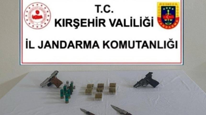 Kırşehir&rsquo;de ruhsatsız silah operasyonu