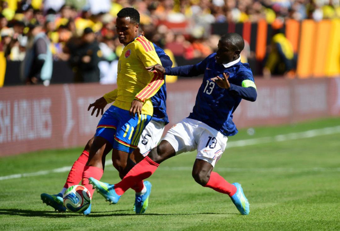 Fenerbah&ccedil;eli Kante ye Mbappe tarafından yapılan ayıp Fransızları bile isyan ettirdi! 3