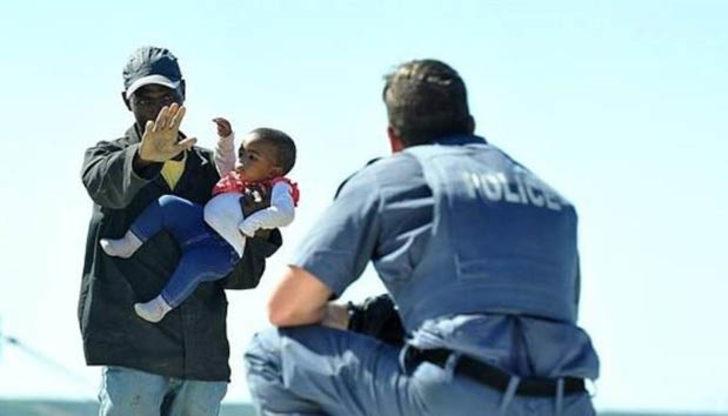 6 aylık bebeğini çatıdan attı G2