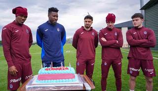 Trabzonspor, Galatasaray ma&ccedil;ı hazırlıklarını s&uuml;rd&uuml;rd&uuml;